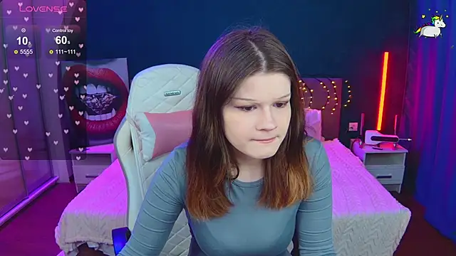 Snapshot of Lunatrend chatting on 1, 3, 2026 Lunatrend online show from 1, 3, 2026