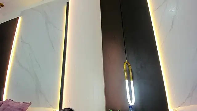 Snapshot of valeryn__rosse chatting on 11, 2, 2026 valeryn rosse online show from 11, 2, 2026