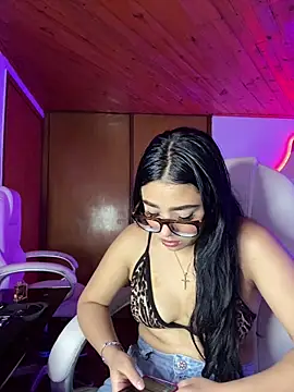 Violetta pinkk1 online show from 27, 2, 2026