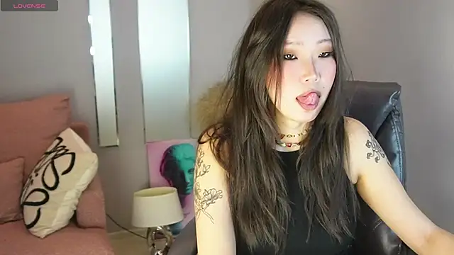 Snapshot of ElinaMotion chatting on 11, 2, 2026 ElinaMotion online show from 11, 2, 2026