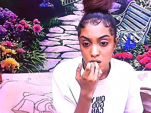 Snapshot of IndianPretty14u2Luv chatting on 26, 2, 2026 IndianPretty14u2Luv online show from 26, 2, 2026