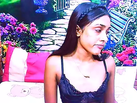 Snapshot of IndianPretty14u2Luv chatting on 15, 4, 2026 IndianPretty14u2Luv online show from 15, 4, 2026