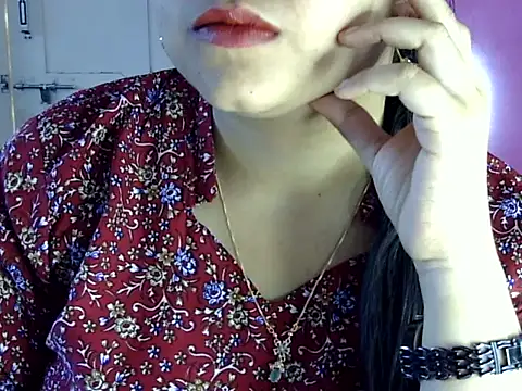 Snapshot of Cute_Aliyaa chatting on 1, 7, 2026 Cute Aliyaa online show from 1, 7, 2026