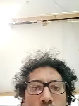 Snapshot of Batou1683 chatting on 11, 7, 2026 Batou1683 online show from 11, 7, 2026