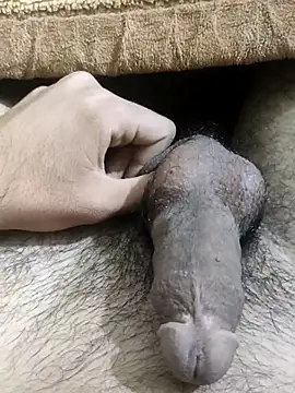 Nniiyakk online show from 16, 4, 2026