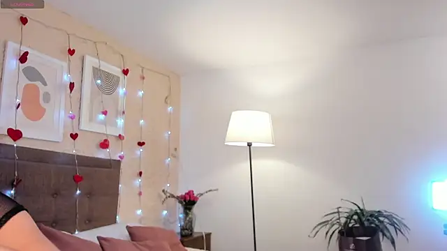 SalomeStorm  online show from 22, 2, 2026