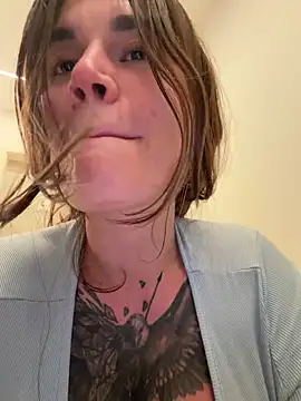 TattooGirlAlia online show from 2, 10, 2025