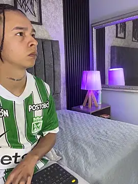 Snapshot of bliinkii_and_luka_ chatting on 25, 2, 2026 bliinkii and luka online show from 25, 2, 2026