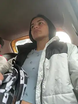 bliinkii and luka  online show from 5, 3, 2026