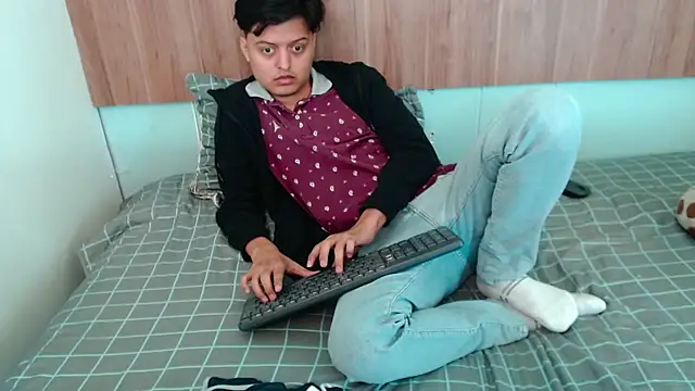 Snapshot of Kevin_Charless chatting on 4, 3, 2026 Kevin Charless online show from 4, 3, 2026