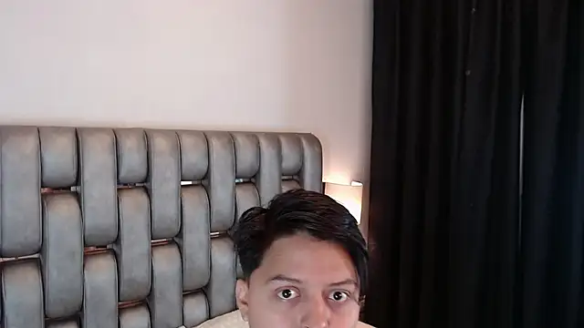 Snapshot of Kevin_Charless chatting on 15, 3, 2026 Kevin Charless online show from 15, 3, 2026