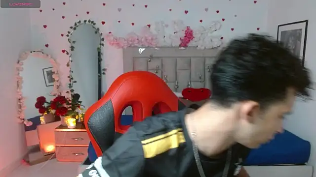 Caius fox online show from 5, 4, 2026