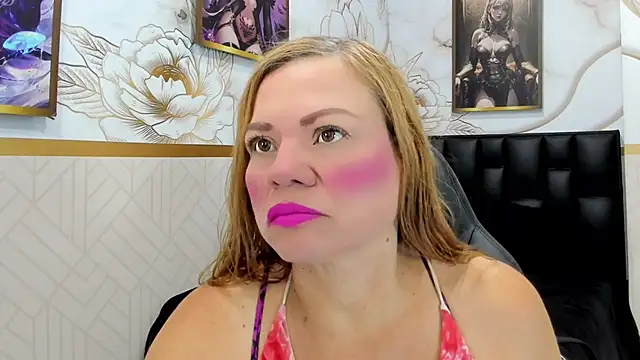 Snapshot of alicee__mature chatting on 23, 5, 2026 alicee mature online show from 23, 5, 2026