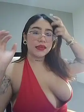 Helll girll online show from 14, 2, 2026