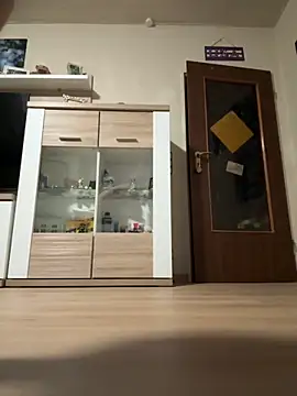 FrankdieSchwuchtel online show from 3, 2, 2026