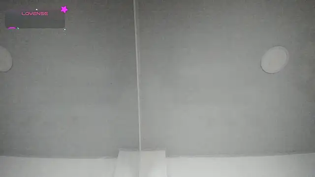 Isabella Moon9 online show from 28, 5, 2026
