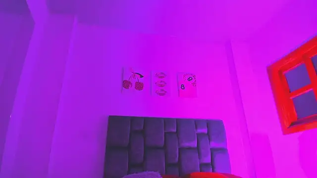 Isabella Moon9 online show from 30, 5, 2026