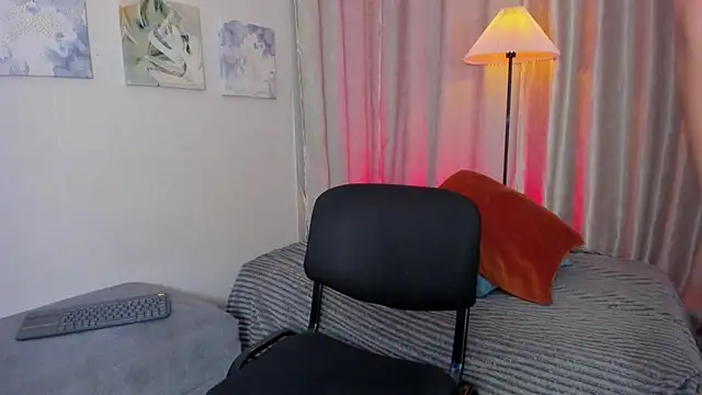 iam logan online show from 19, 2, 2026