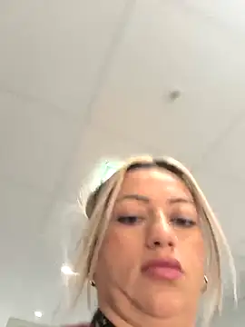 NinaRicci1518 online show from 14, 3, 2026