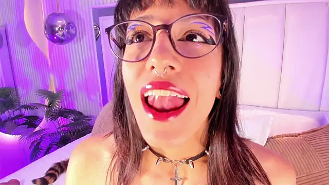 ViolettaColinss online show from 20, 3, 2026