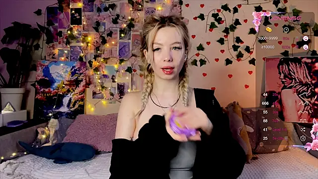 Akari-moon online show from 22, 4, 2026