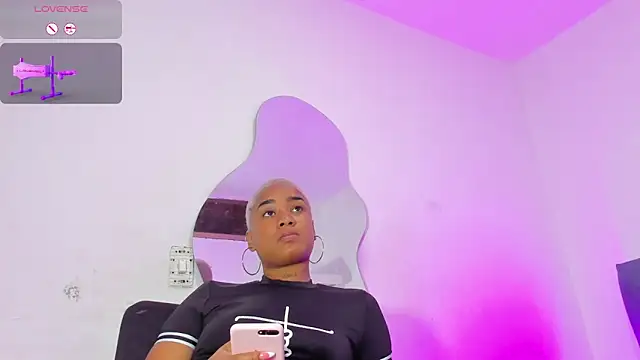 AgathaBladde online show from 6, 4, 2026