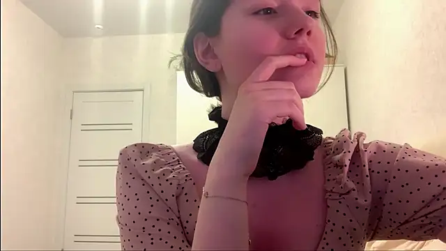 Snapshot of cherishedwish chatting on 24, 5, 2026 cherishedwish online show from 24, 5, 2026