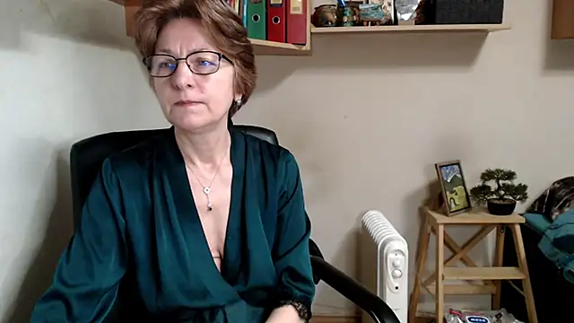 katemodel online show from 1, 2, 2026