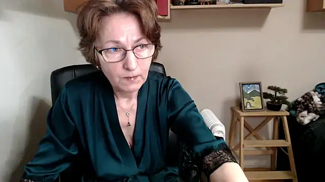 katemodel online show from 2, 3, 2026