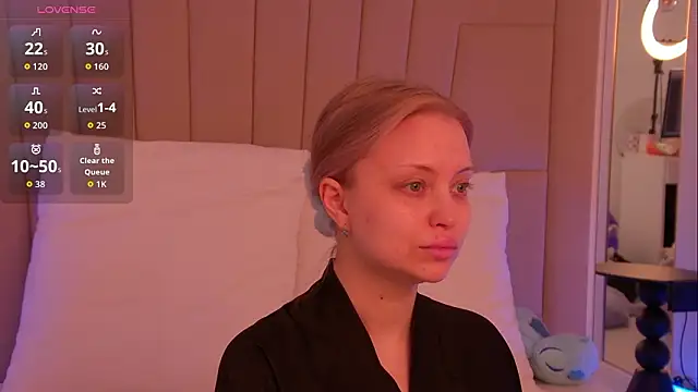 MollyHilton online show from 14, 3, 2026