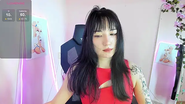 Snapshot of AliceeinWonderlanddd chatting on 13, 7, 2026 AliceeinWonderlanddd online show from 13, 7, 2026
