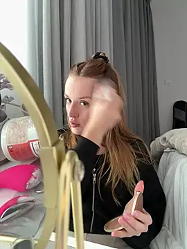 madlynn online show from 11, 2, 2026