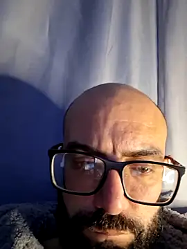 Snapshot of Robsonitj90 chatting on 7, 6, 2026 Robsonitj90 online show from 7, 6, 2026