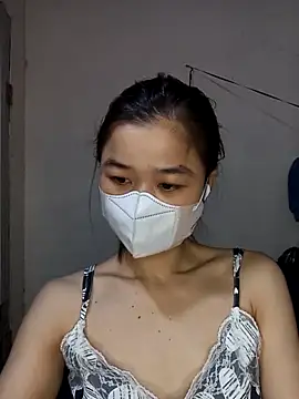 Daisy-lusia2026 online show from 18, 4, 2026