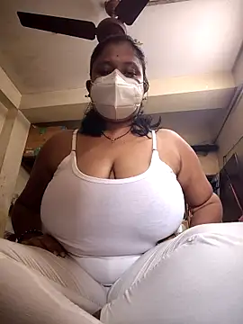 Curvy Trisha online show from 6, 2, 2026