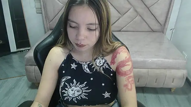 Snapshot of Eco_deluna_v chatting on 2, 3, 2026 Eco deluna v online show from 2, 3, 2026