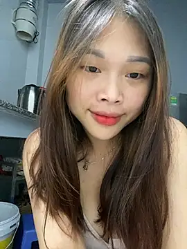 Snapshot of Emxinhka1 chatting on 5, 7, 2026 Emxinhka1 online show from 5, 7, 2026