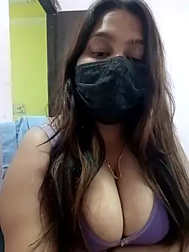 Aliya Hott online show from 12, 4, 2026