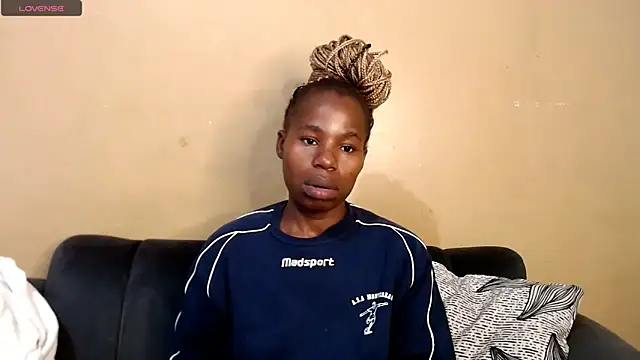Snapshot of AppleAsss chatting on 11, 6, 2026 AppleAsss online show from 11, 6, 2026
