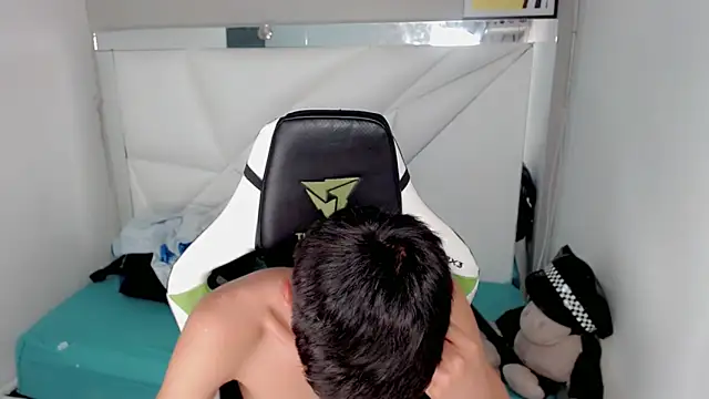 Liarr  online show from 28, 2, 2026