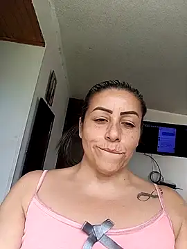 Snapshot of maynor_1998 chatting on 21, 3, 2026 maynor 1998 online show from 21, 3, 2026