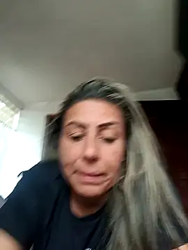 Snapshot of maynor_1998 chatting on 13, 4, 2026 maynor 1998 online show from 13, 4, 2026