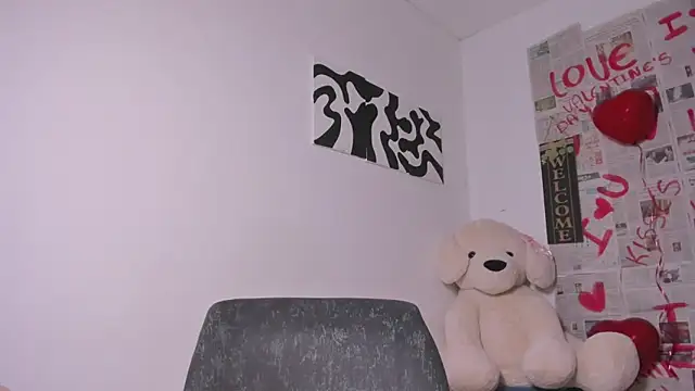 Snapshot of Nia13 chatting on 17, 2, 2026 Nia13 online show from 17, 2, 2026