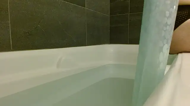 Snapshot of Slottiesun chatting on 5, 2, 2026 Slottiesun online show from 5, 2, 2026