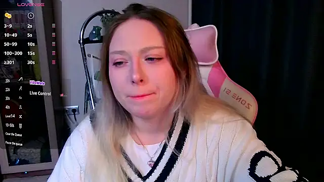 Snapshot of Emiliaaah chatting on 17, 2, 2026 Emiliaaah online show from 17, 2, 2026