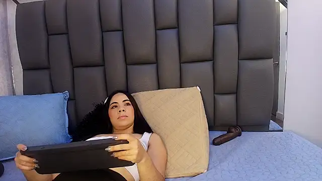 melany roberts  online show from 19, 3, 2026