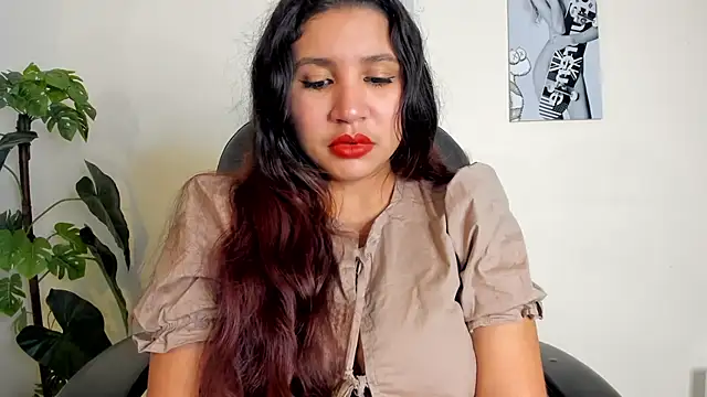 Victoria Rosee online show from 6, 2, 2026