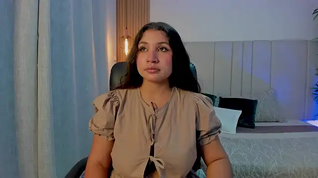 Victoria Rosee online show from 12, 6, 2026