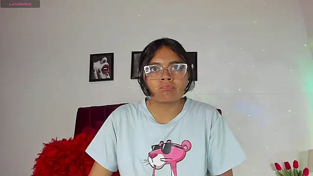 luna velveth online show from 11, 2, 2026