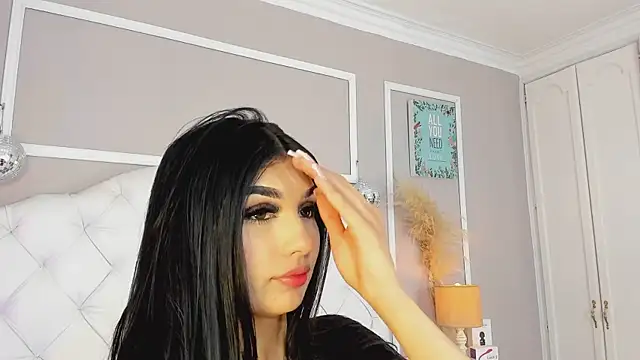 Snapshot of saryth_hott chatting on 4, 2, 2026 saryth hott online show from 4, 2, 2026